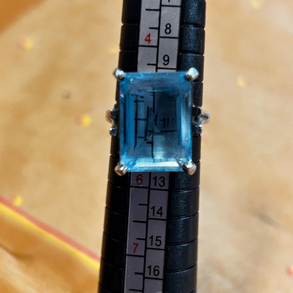 Vintage Aquamarine Silver Ring